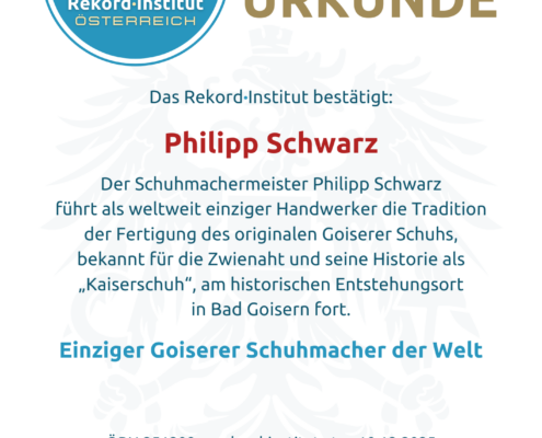 ÖRN 251209 - Einziger Goiserer Schuhmacher der Welt © Rekord·Institut ÖSTERREICH