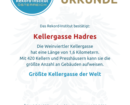 ÖRN-RC-21027 - Größte Kellergasse der Welt © Rekord·Institut ÖSTERREICH